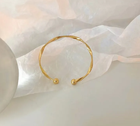 Twisted Gold Open Bangle
