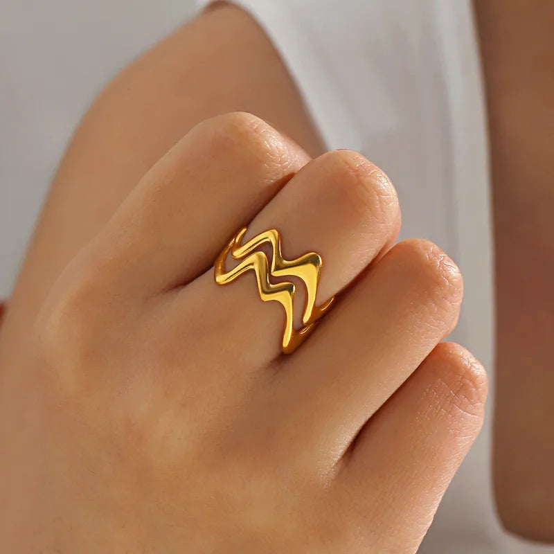 Abstract Wave Ring