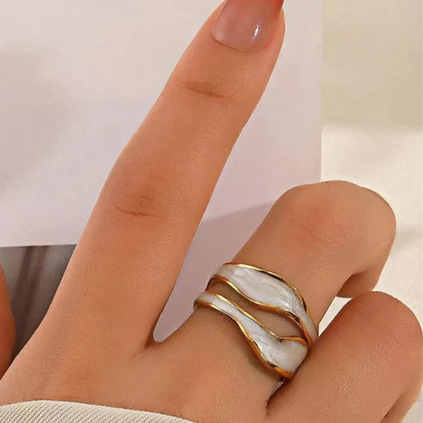 White Wave Gold Ring