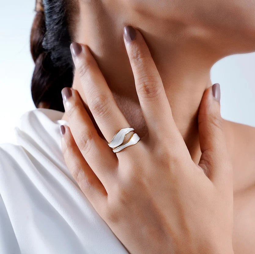 White Wave Gold Ring
