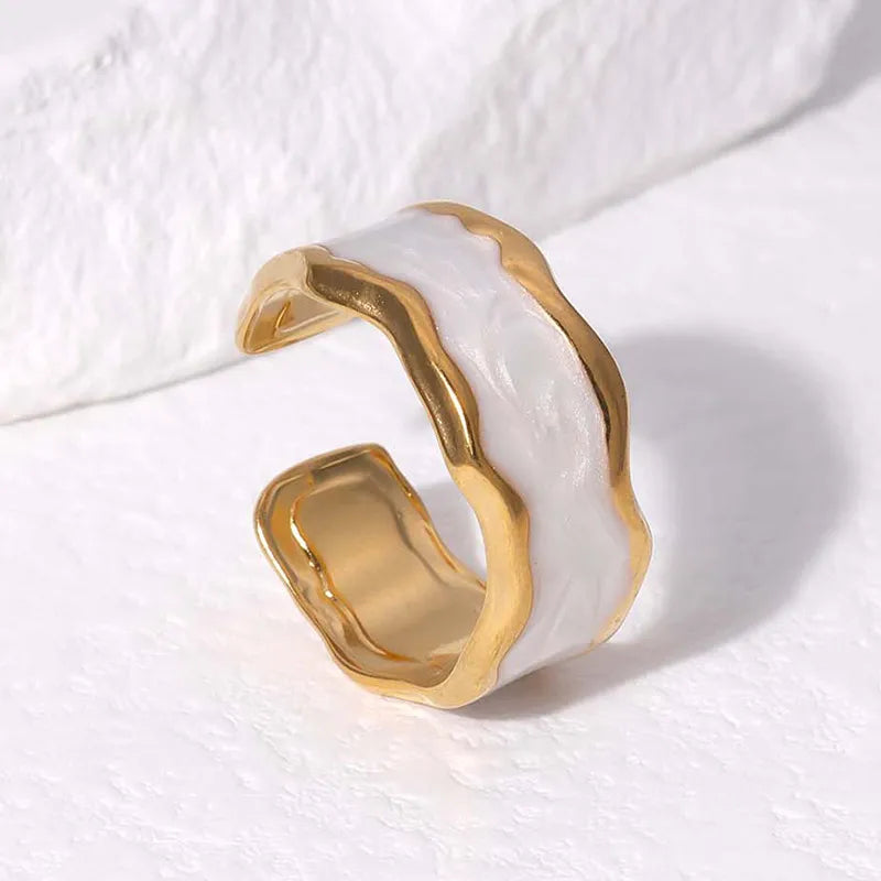 Pearl Wave Gold Ring